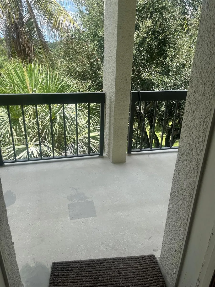 3050 Presidential Way #403 West Palm Beach, FL 33401