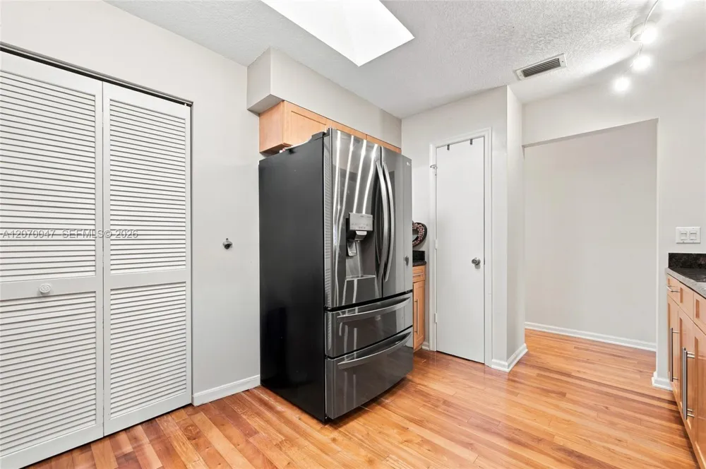 10852 Cypress Glen Dr Coral Springs, FL 33071