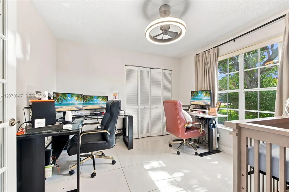 10852 Cypress Glen Dr Coral Springs, FL 33071