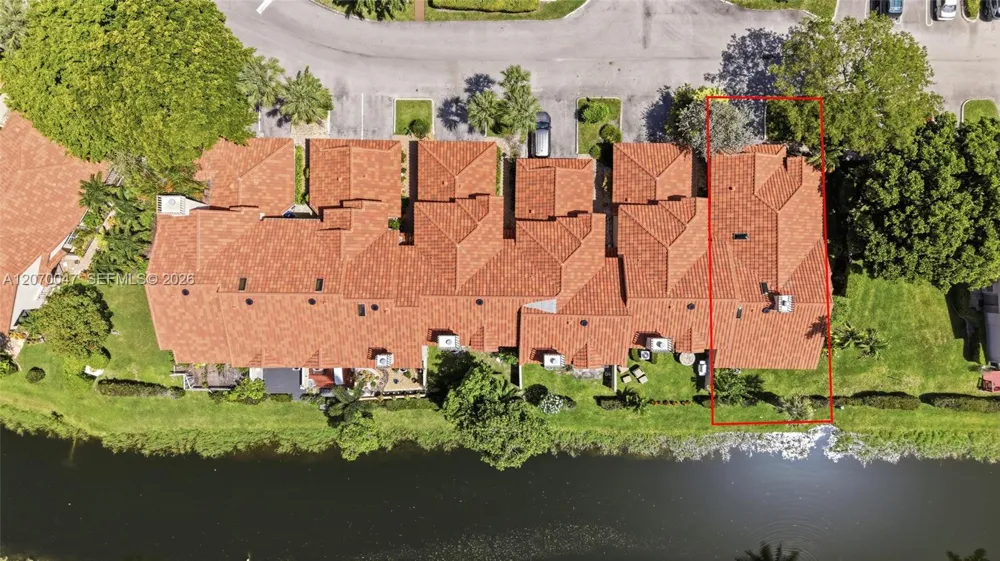10852 Cypress Glen Dr Coral Springs, FL 33071