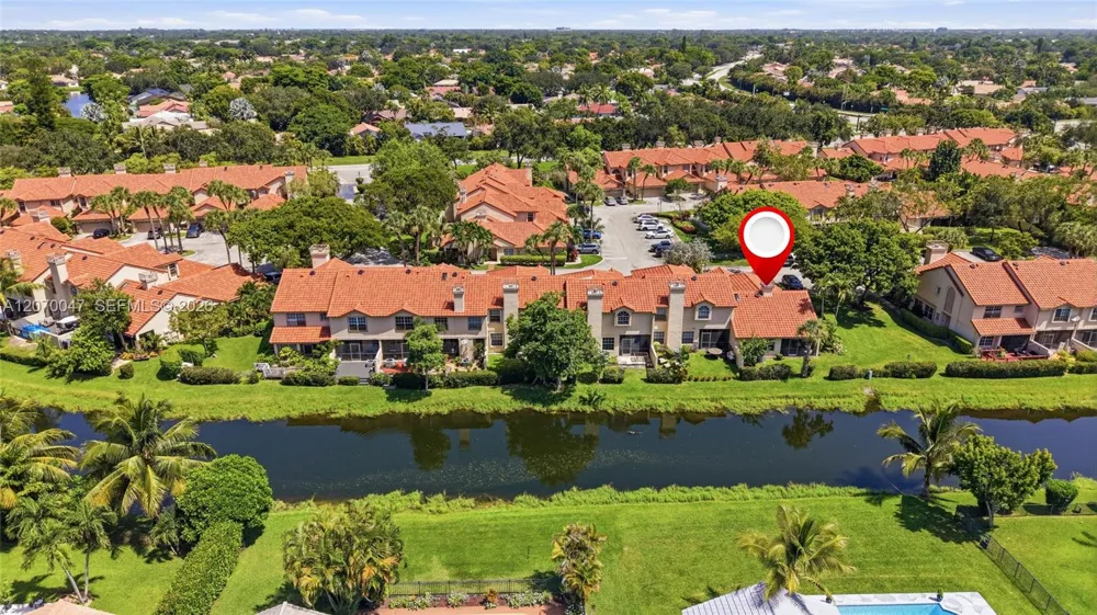 10852 Cypress Glen Dr Coral Springs, FL 33071