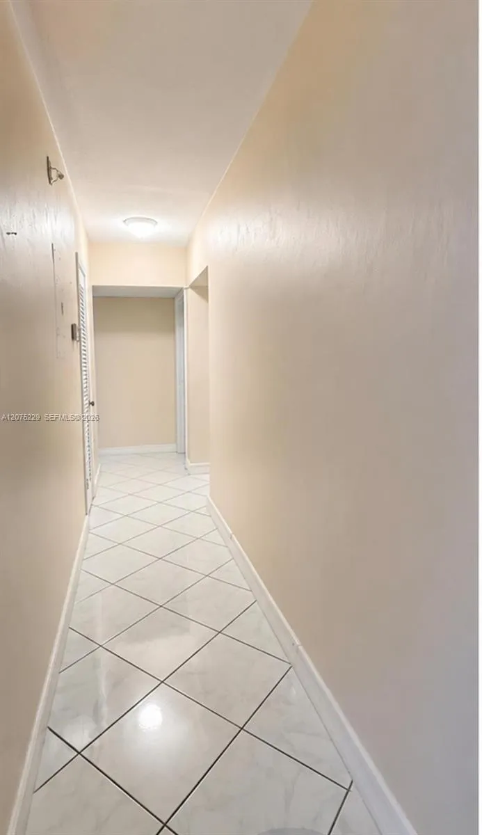 245 NE 191st St #3012 Miami, FL 33179