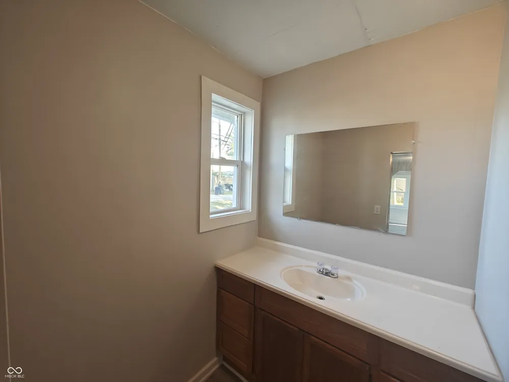 316 E Franklin Street E #5 Shelbyville, IN 46176