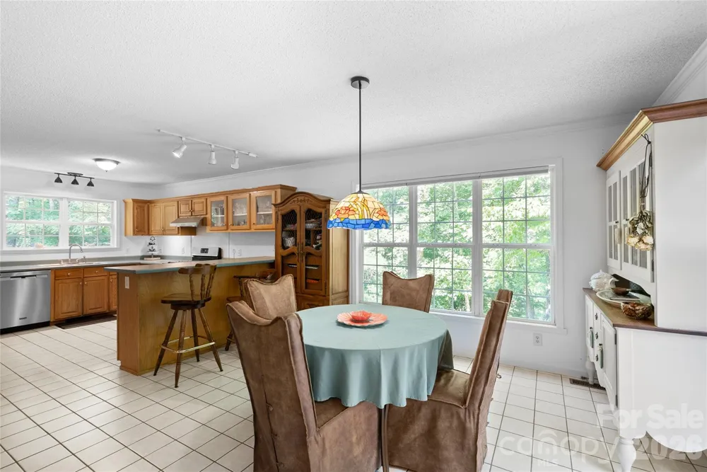 2230 Walnut Hollow Road Brevard, NC 28712