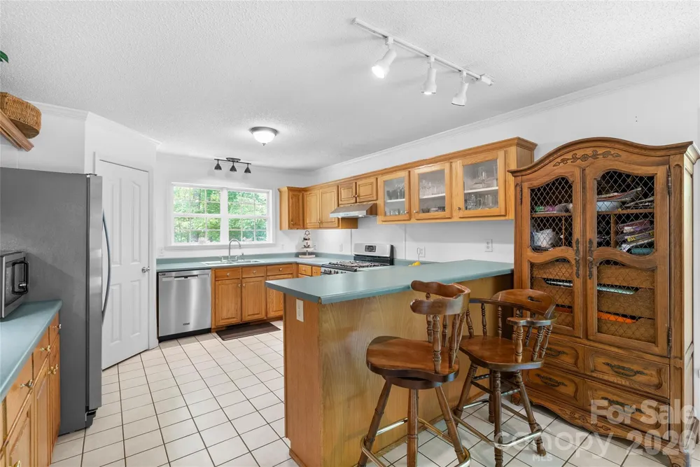 2230 Walnut Hollow Road Brevard, NC 28712