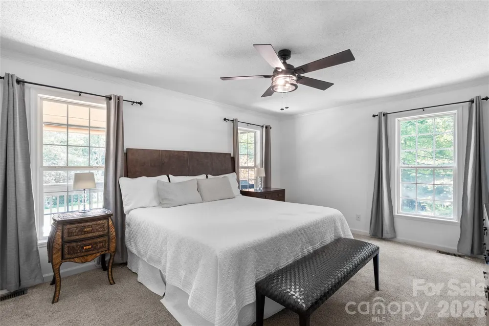 2230 Walnut Hollow Road Brevard, NC 28712
