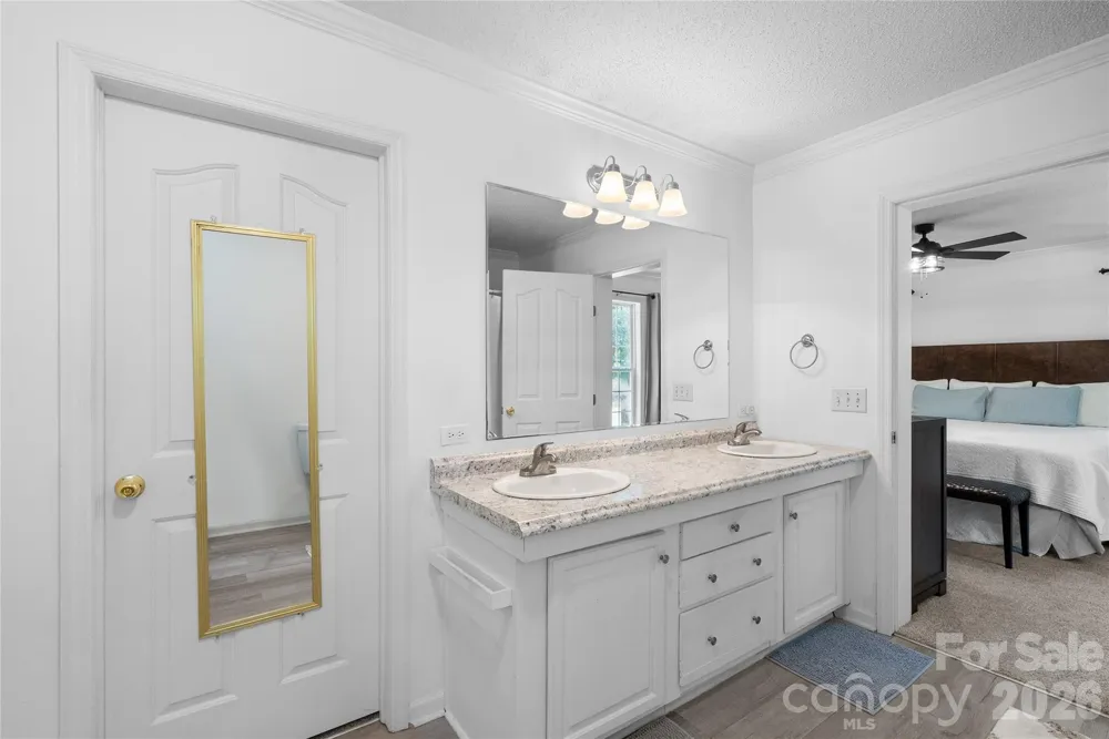 2230 Walnut Hollow Road Brevard, NC 28712