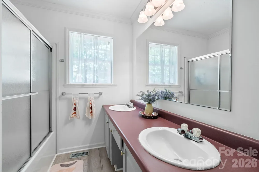 2230 Walnut Hollow Road Brevard, NC 28712
