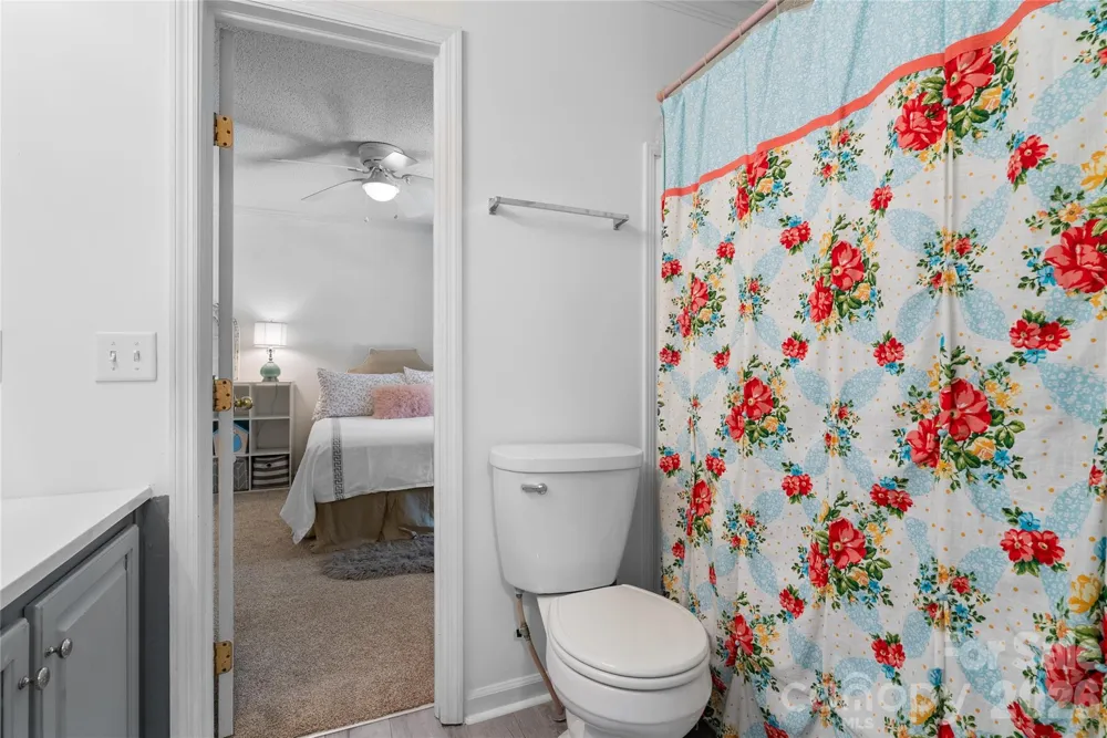 2230 Walnut Hollow Road Brevard, NC 28712