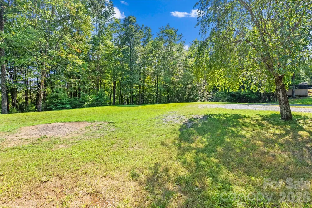 2230 Walnut Hollow Road Brevard, NC 28712