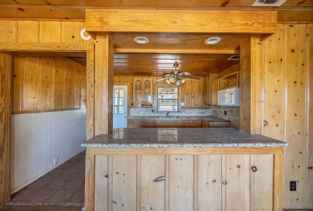 549 County Road 4699 Boyd, TX 76023