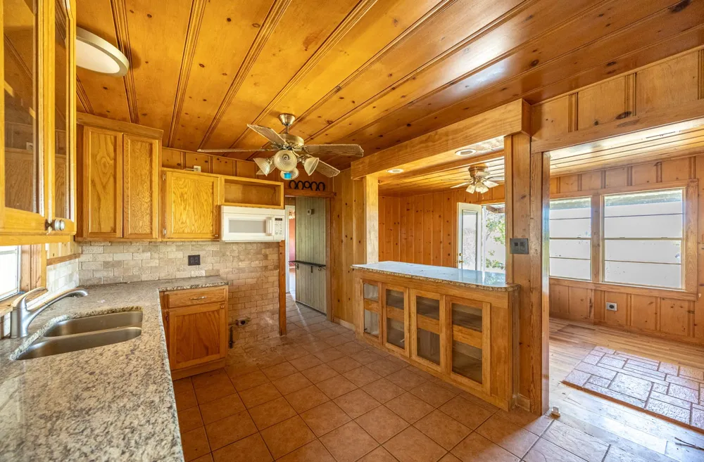 549 County Road 4699 Boyd, TX 76023