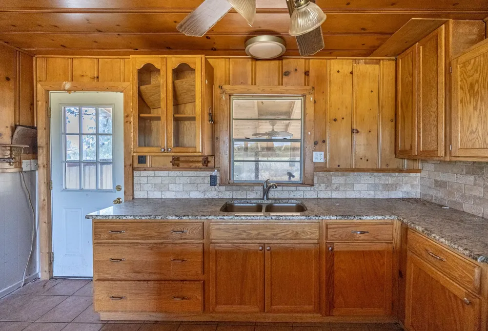 549 County Road 4699 Boyd, TX 76023