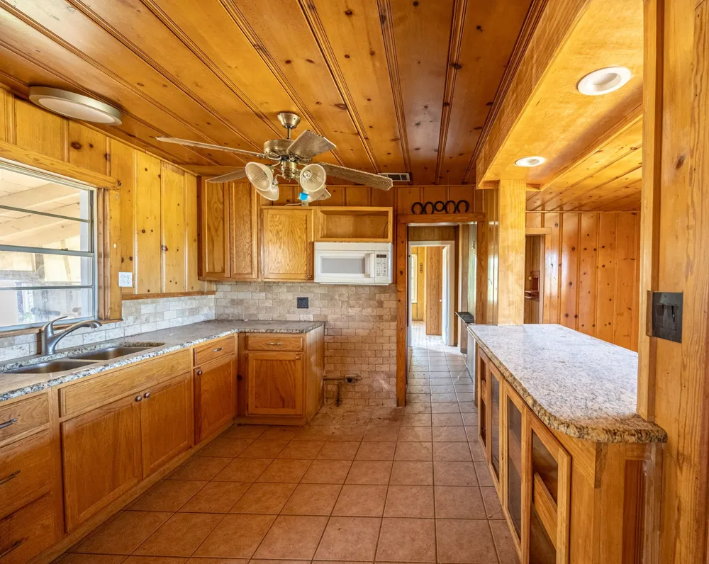 549 County Road 4699 Boyd, TX 76023