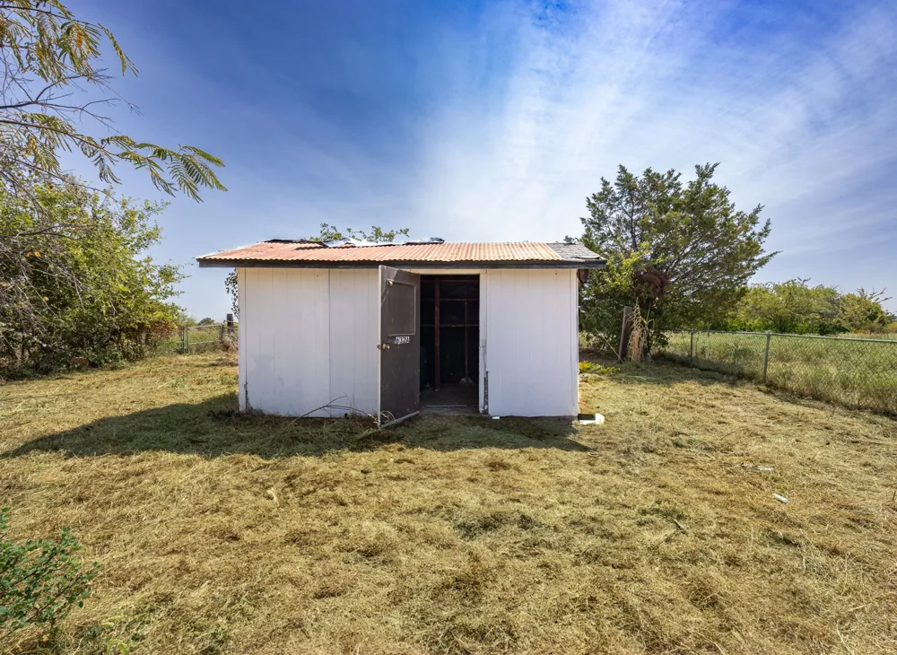 549 County Road 4699 Boyd, TX 76023