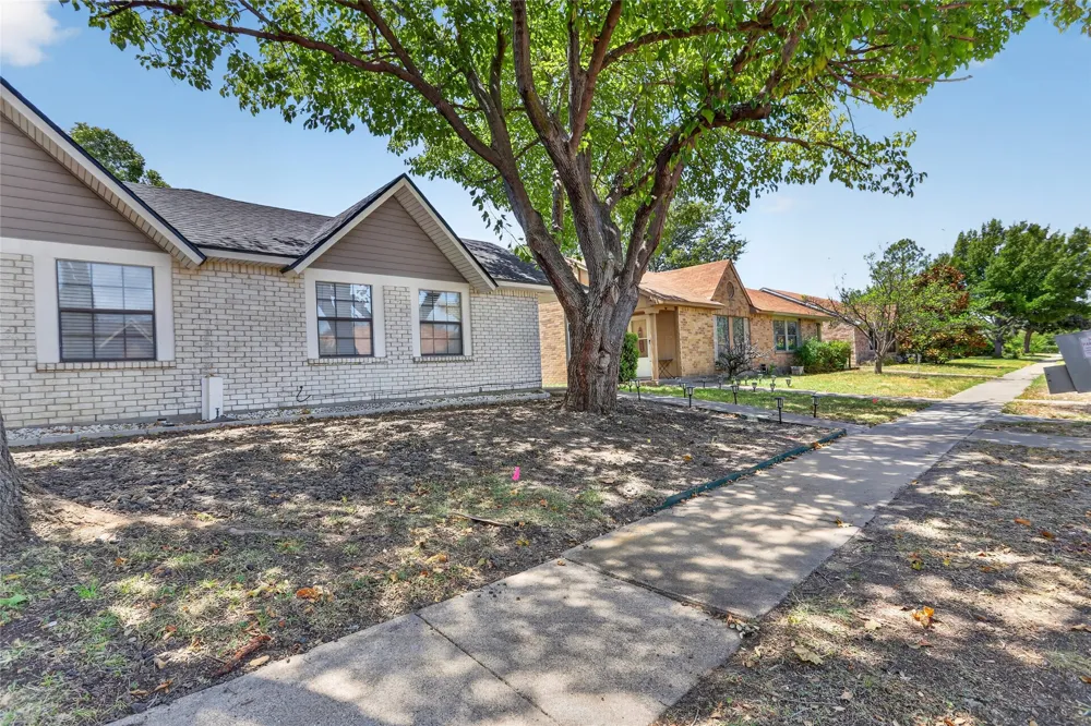 4625 Chapman Street The Colony, TX 75056