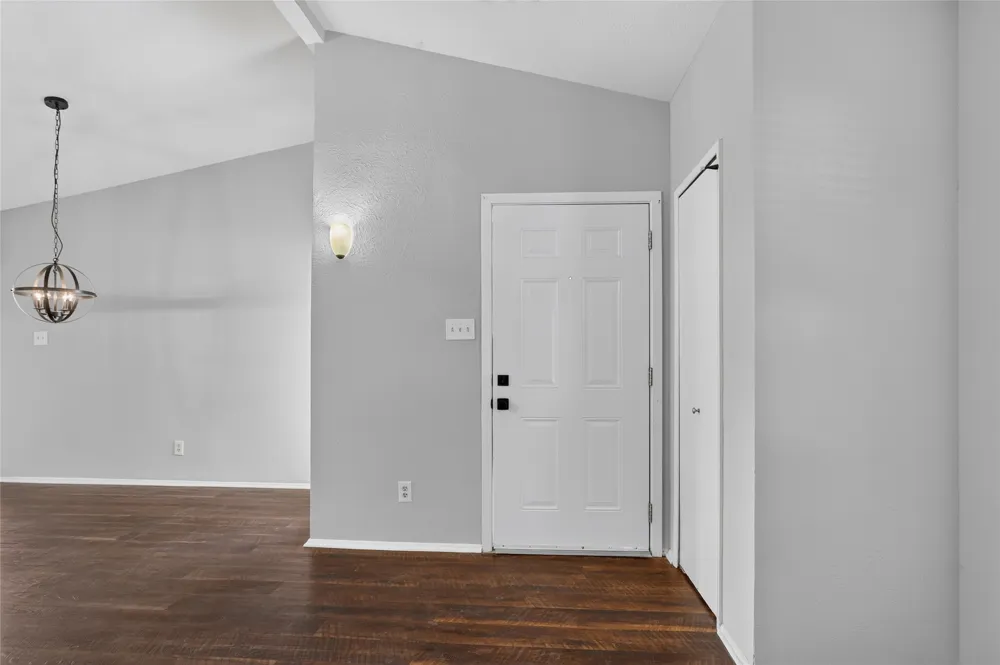 4625 Chapman Street The Colony, TX 75056