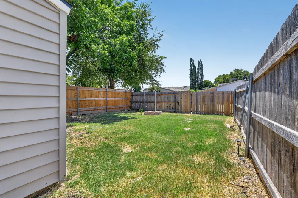 4625 Chapman Street The Colony, TX 75056