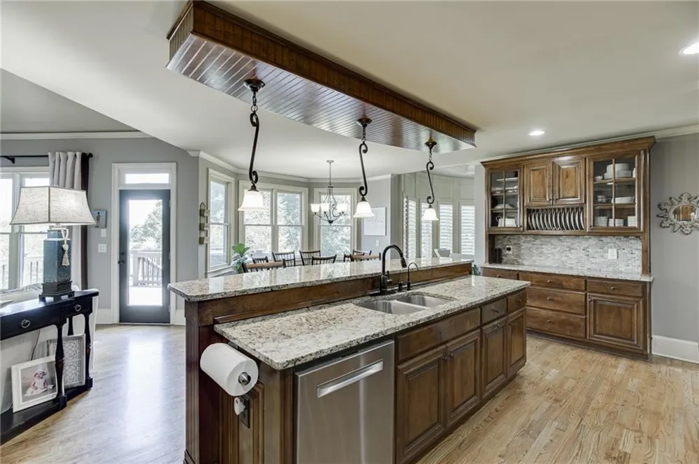 2461 Hopehaven Way Hoschton, GA 30548