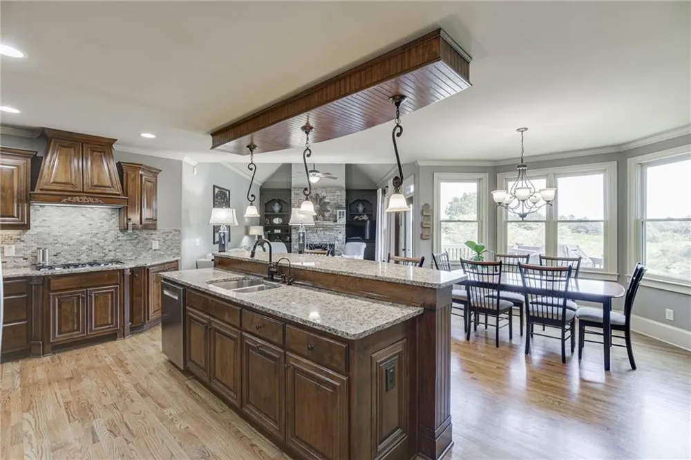 2461 Hopehaven Way Hoschton, GA 30548