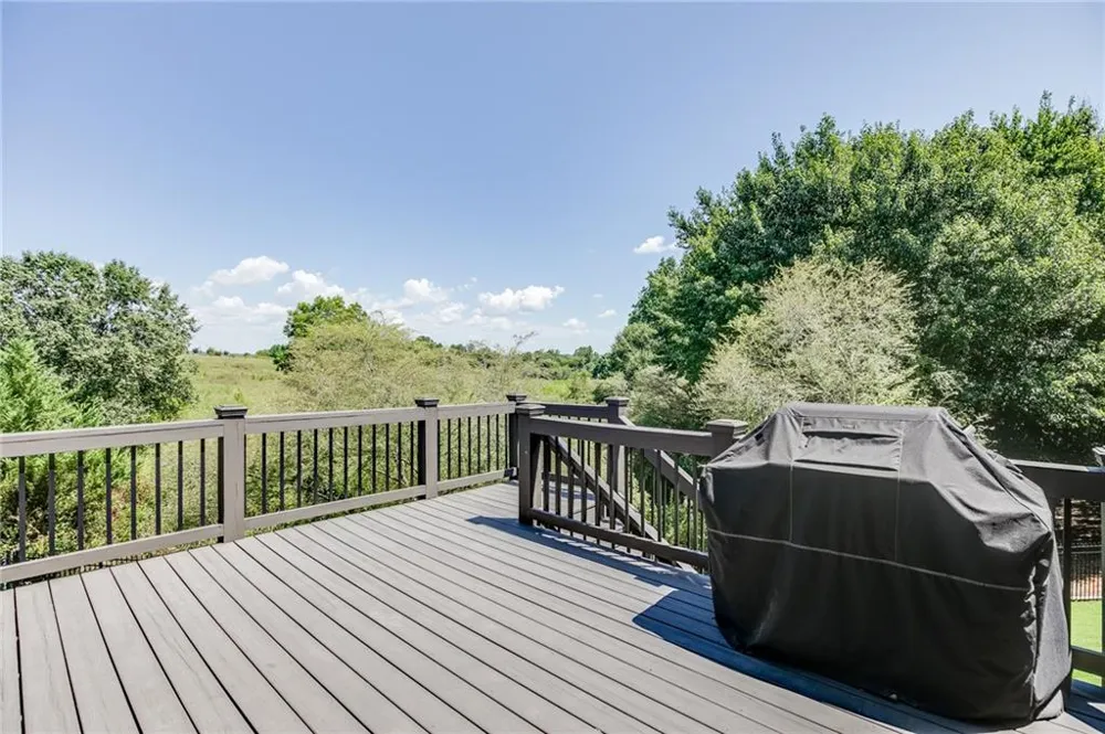 2461 Hopehaven Way Hoschton, GA 30548