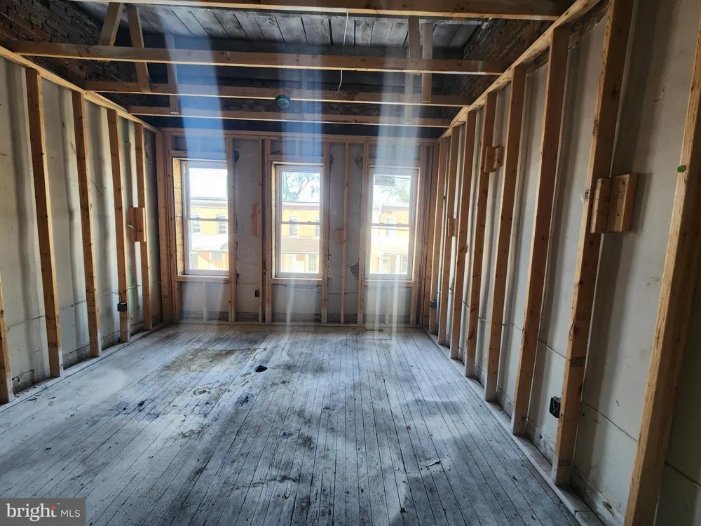 5207 SAINT CHARLES AVENUE Baltimore, MD 21215
