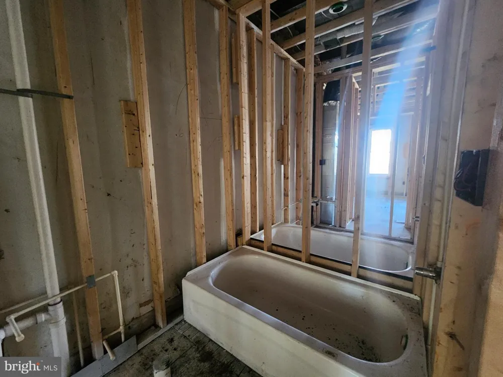 5207 SAINT CHARLES AVENUE Baltimore, MD 21215
