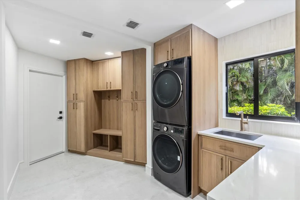15463 Tall Oak Avenue Delray Beach, FL 33446