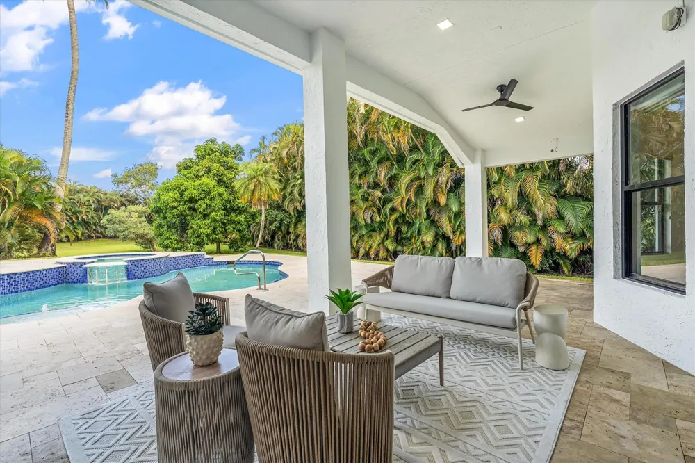 15463 Tall Oak Avenue Delray Beach, FL 33446