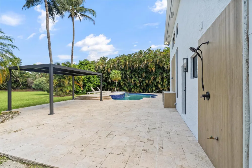15463 Tall Oak Avenue Delray Beach, FL 33446