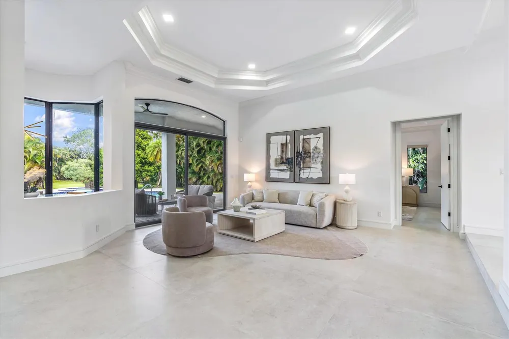 15463 Tall Oak Avenue Delray Beach, FL 33446