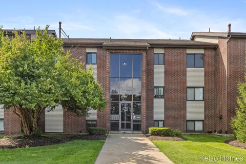 3410 Devonwood Hills NE #E