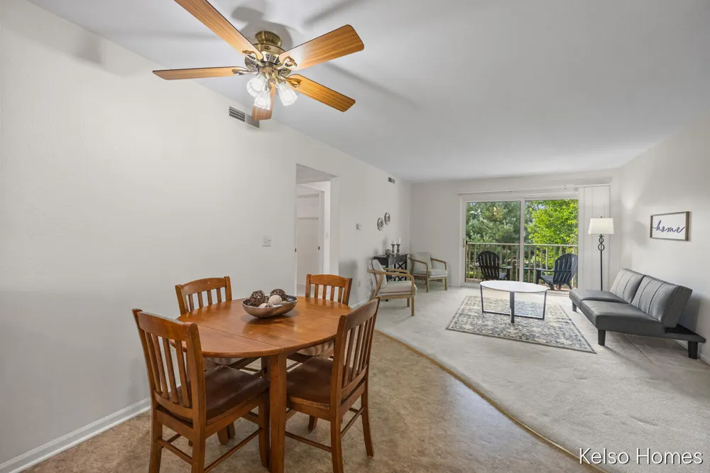 3410 Devonwood Hills NE #E Grand Rapids, MI 49525