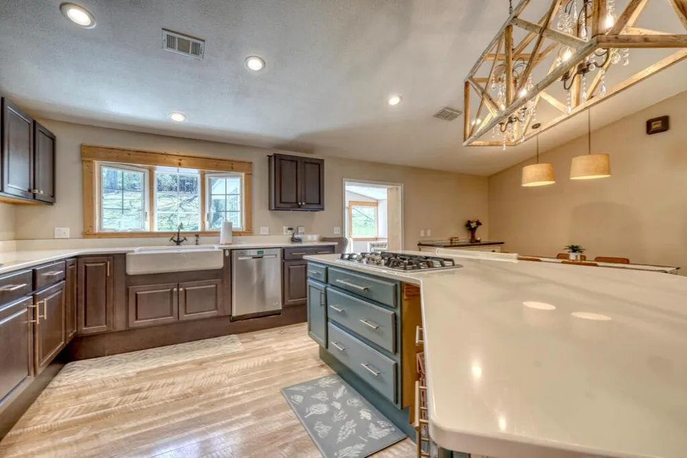 4868 Hwy 325 Blairsville, GA 30512