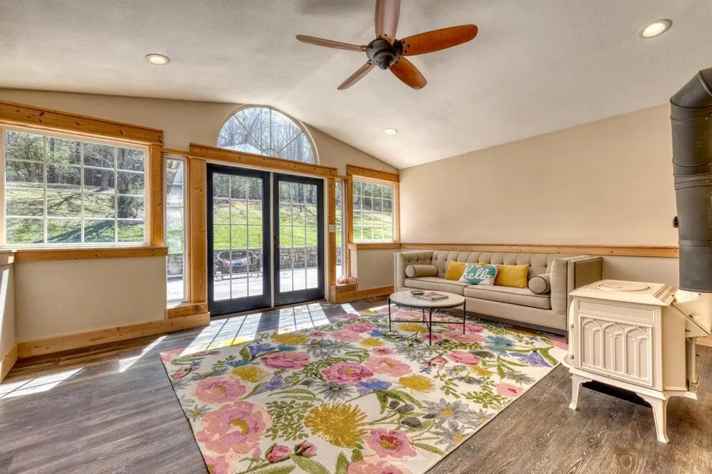 4868 Hwy 325 Blairsville, GA 30512