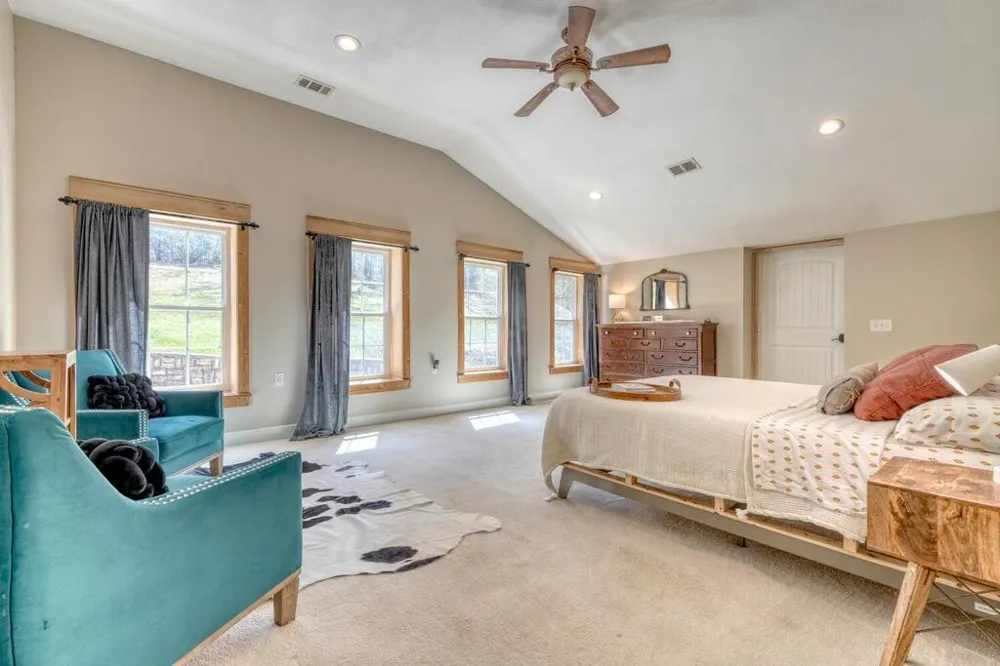 4868 Hwy 325 Blairsville, GA 30512