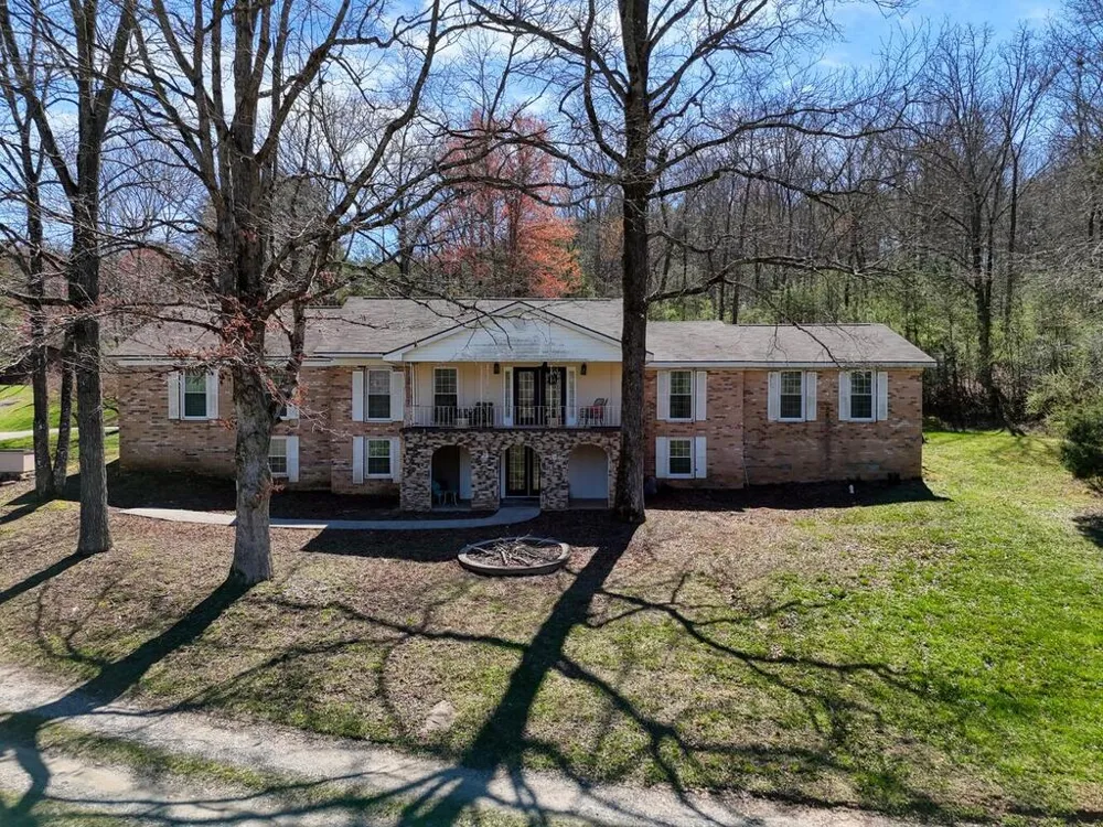 4868 Hwy 325 Blairsville, GA 30512