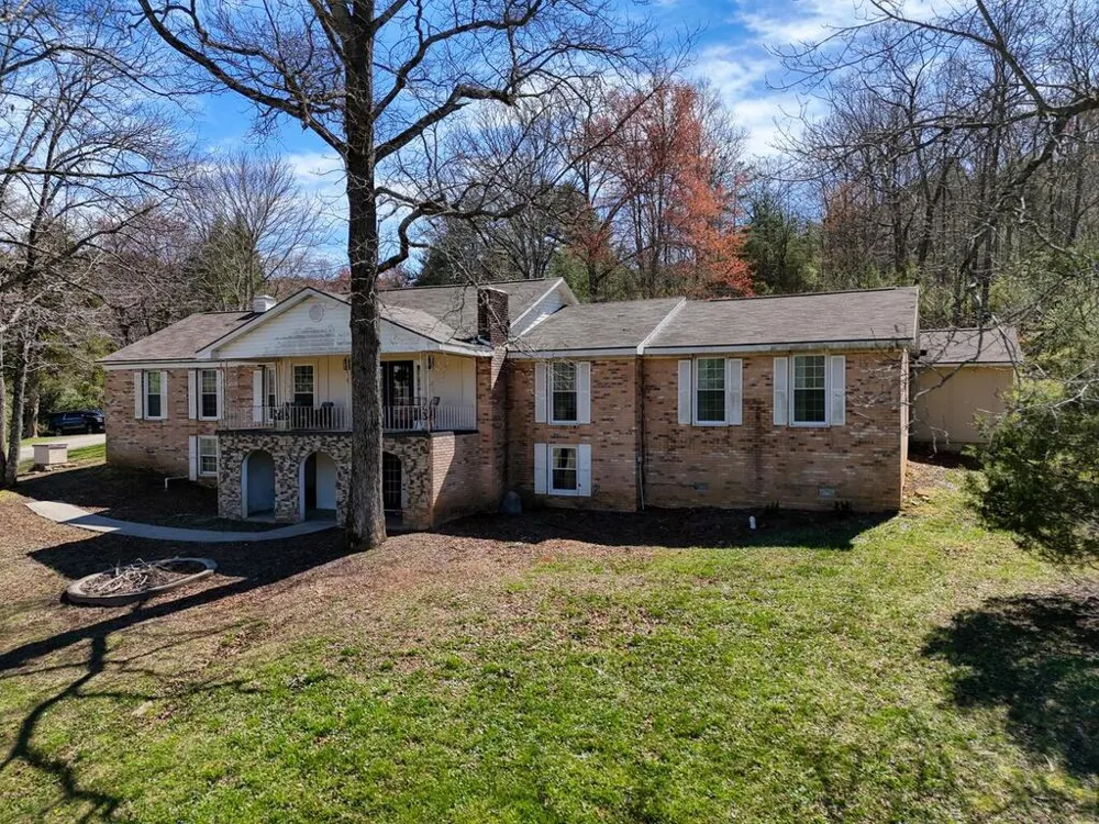 4868 Hwy 325 Blairsville, GA 30512