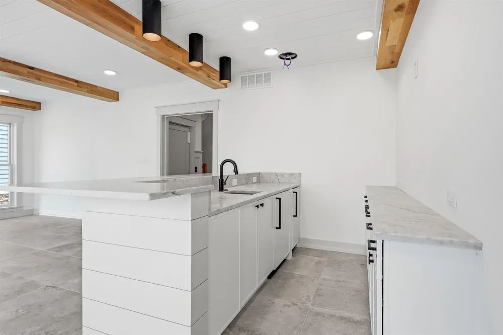 179 27th Street Avalon, NJ 08202