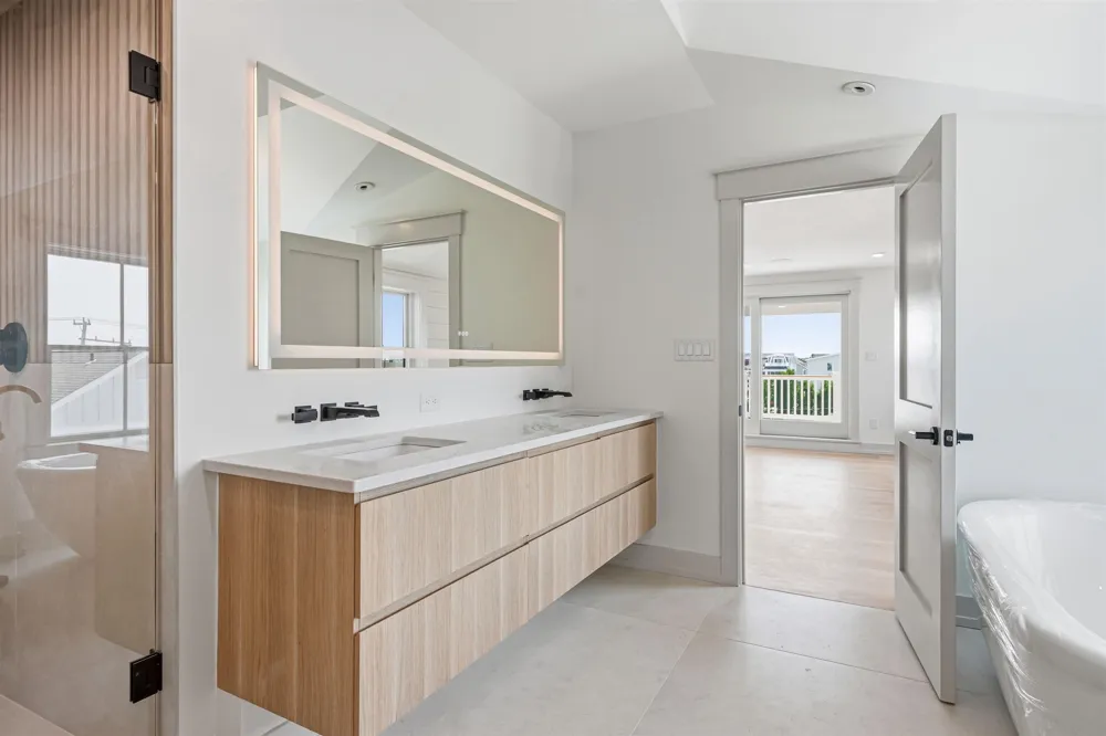 179 27th Street Avalon, NJ 08202
