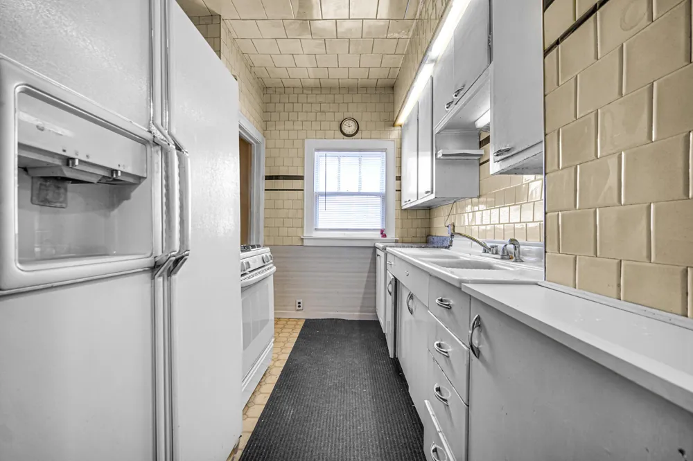 6319 Blaine Avenue Hammond, IN 46324