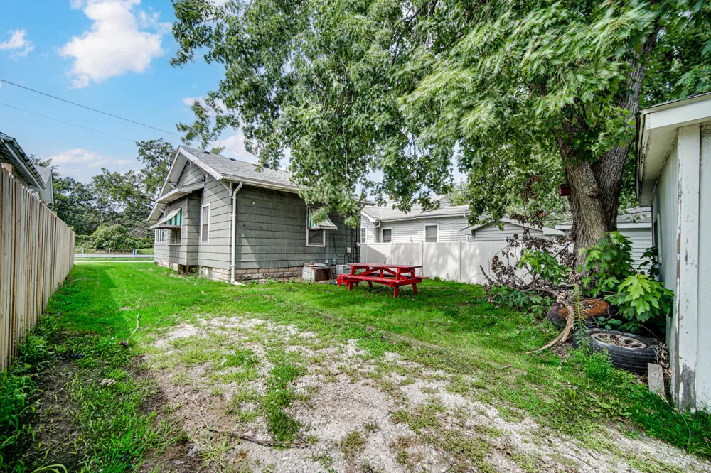 6319 Blaine Avenue Hammond, IN 46324