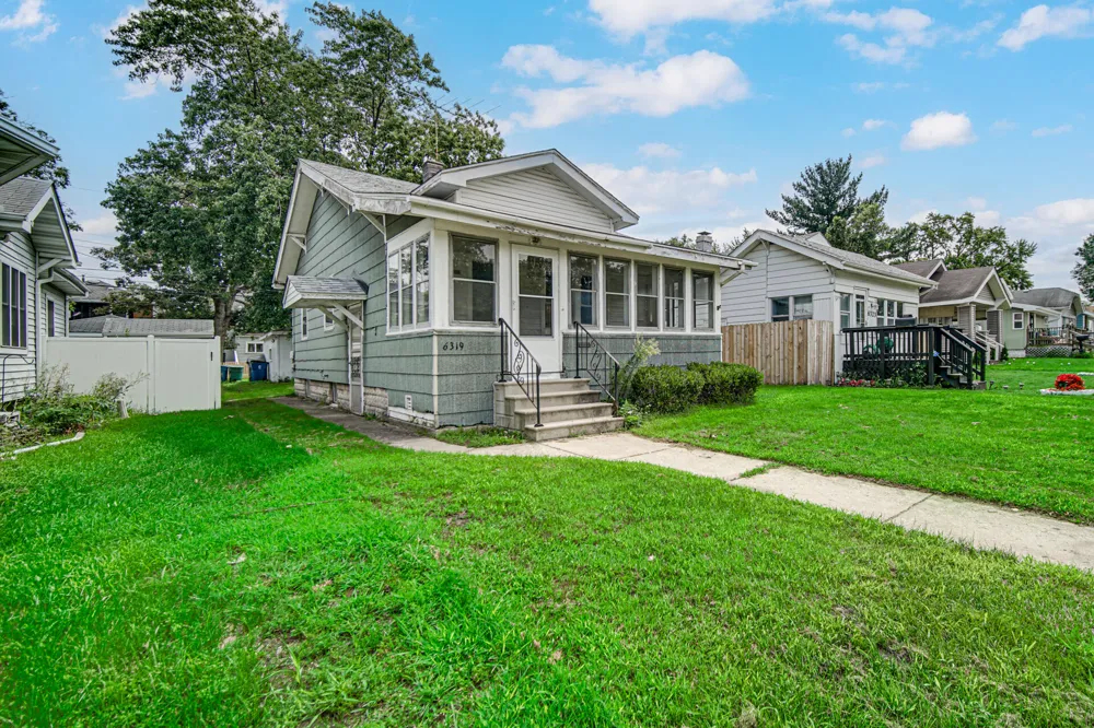 6319 Blaine Avenue Hammond, IN 46324