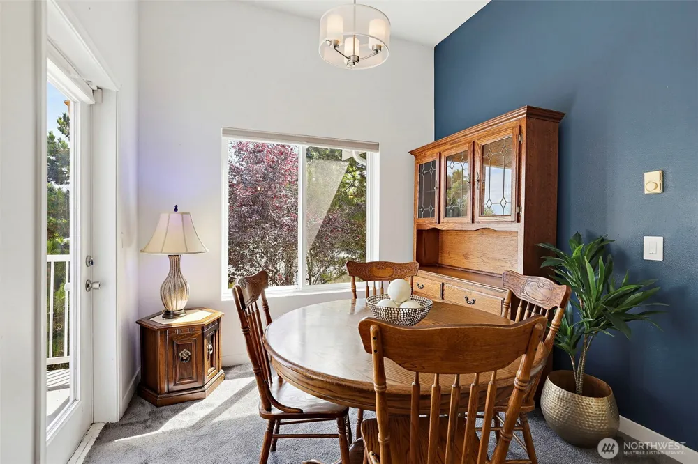 22122 41st Avenue S #301 Kent, WA 98032
