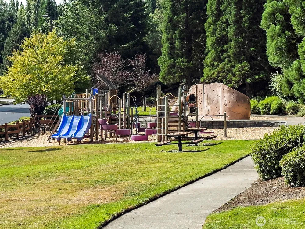 22122 41st Avenue S #301 Kent, WA 98032