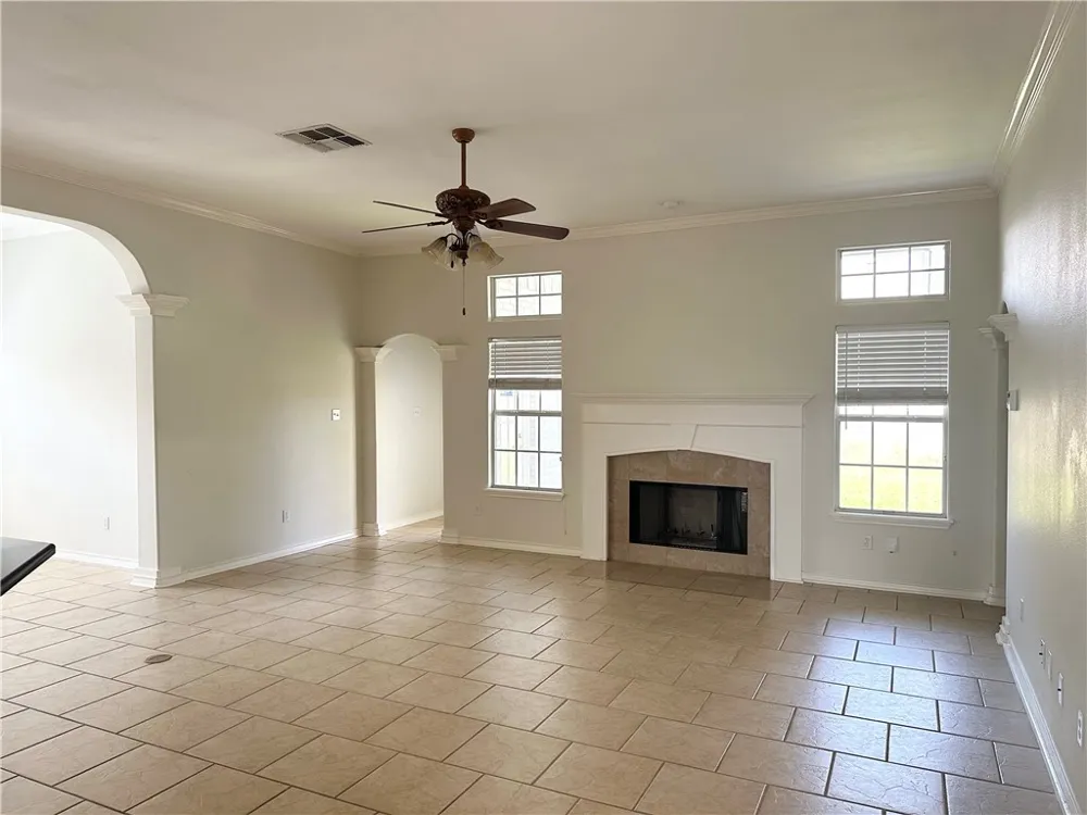 7613 Bayonne Drive Corpus Christi, TX 78414