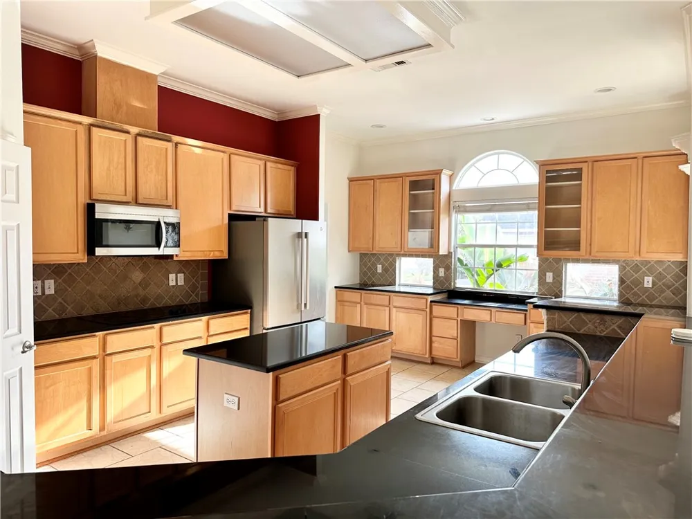 7613 Bayonne Drive Corpus Christi, TX 78414