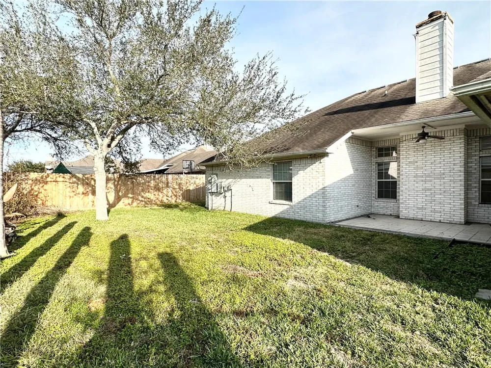 7613 Bayonne Drive Corpus Christi, TX 78414