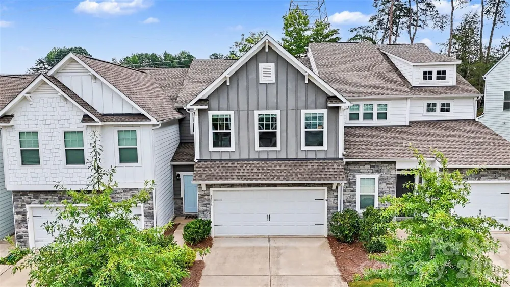 1138 Streamside Lane York, SC 29745