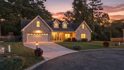 103 Windy Oak Drive
